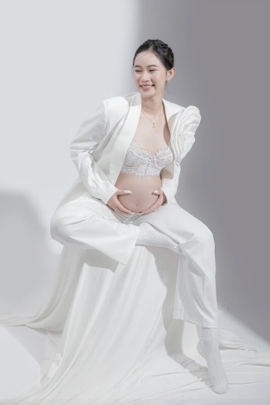 chụp ảnh mẹ bầu