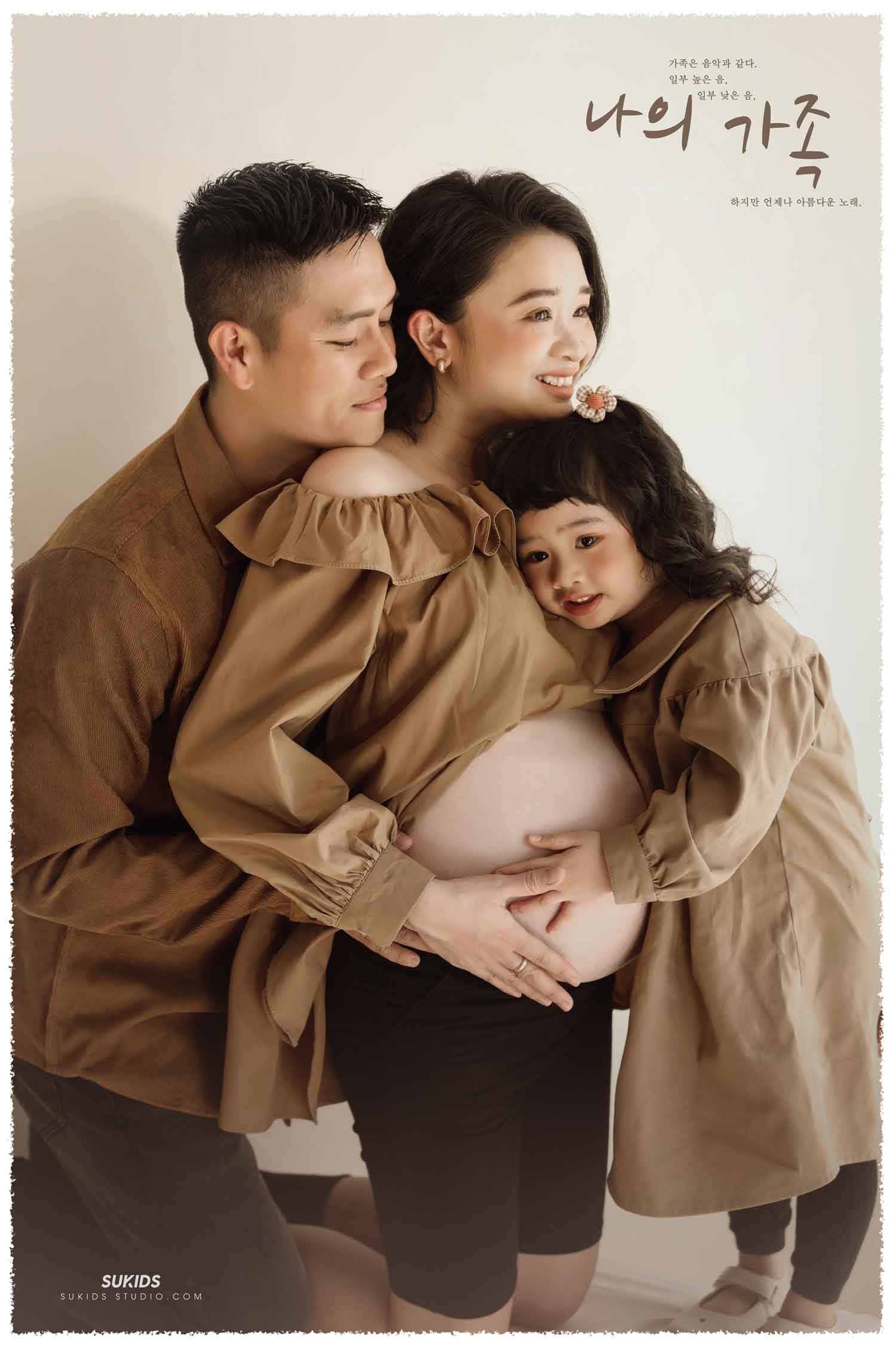 chụp ảnh gia đình 4 người