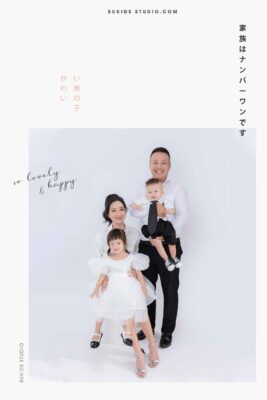 Chụp ảnh gia đình trong studio 